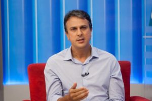 Governador Camilo se antecipa e declara apoio a chapa Ciro/Haddad presidente 3 Camilo CE TV1