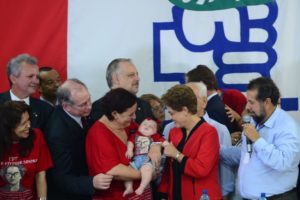 PT comprou o PDT com dinheiro de propina da Odebrechet, afirma Fernando Reis 10 JC Presidente Dilma Rousseff na convencao nacional do PDT em Brasilia 22012016001 850x566