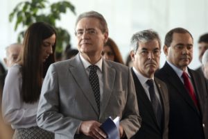 Renan Calheiros continua dando as cartas e diz que Reforma Trabalhista não passará no Senado 4 renan
