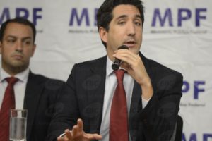 Lava Jato: "Existem diversas quadrilhas instaladas em Secretarias de Saúde pelos os Estados" 6 1070207 tmazs abr 21.03.20174206