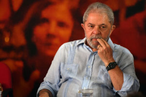 STF blinda Lula e retira poderes de Sérgio Moro em dois casos na Lava Jato 5 lula AFP PHOTONelson Almeida 1 1