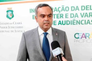 Editorial / Advogados acusam OAB-CE de omissão no Estado 18 20638826 10155131631399055 7623573274903535589 n