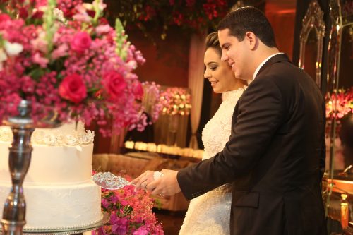 Espelhos, lustres de cristal e luxo formaram a combinação perfeita da noite 1 Ana Flavia Accioly e Lucas Cavalcante
