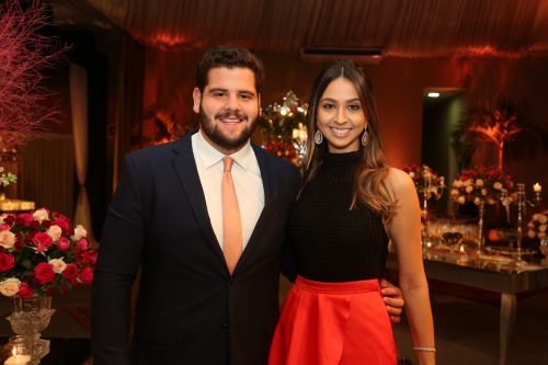 Espelhos, lustres de cristal e luxo formaram a combinação perfeita da noite 50 Rodrigo Thomas e Fernanda Fernandes
