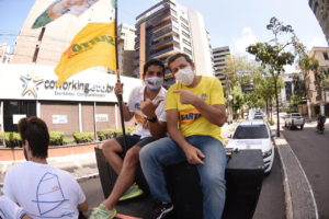 Élcio Batista reforça apoio a Pedro França durante carreata em Fortaleza 5 image 1