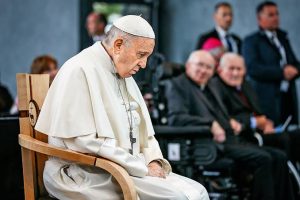 “Grupos criminosos estão se enriquecendo com a pandemia”, alerta Papa Francisco 10 5B51DF03 A01C 4F46 B9B7 A884FC042C3D