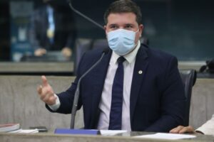 Deputado Bruno Pedrosa apresenta emenda que reduz em 80% taxas com licenciamento ambiental para empreendimentos geradores de energias renováveis no Ceará 4 6F855A11 CF3E 4608 95D8 AA689028FC08