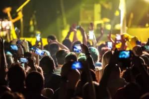 Festas e carnaval só devem voltar com 80% da população vacinada, diz FioCruz 3 EB664C80 E53B 49EE BA77 AE26F0455F52