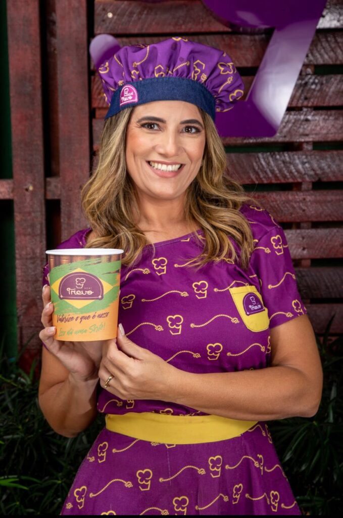 Com direito a Papai Noel e degustação, Trevo Açaí inaugura unidade em Maracanaú 1 WhatsApp Image 2021 12 16 at 13.30.45