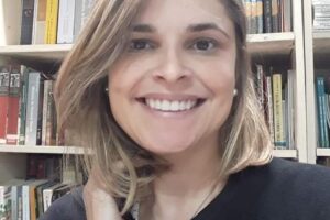Professora cearense Rennata Feitosa lança livro sobre Teatro Comunitário na Cidade de Deus (RJ) 6 64F63263 23D4 448F BF0A E30AE37FC83A