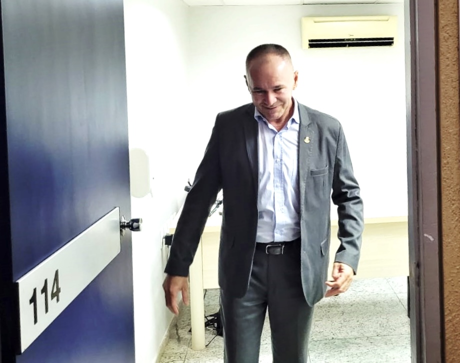 “Segurança nas Escolas”; deputado cobra instalação de portas com detectores 1 IMG 6852