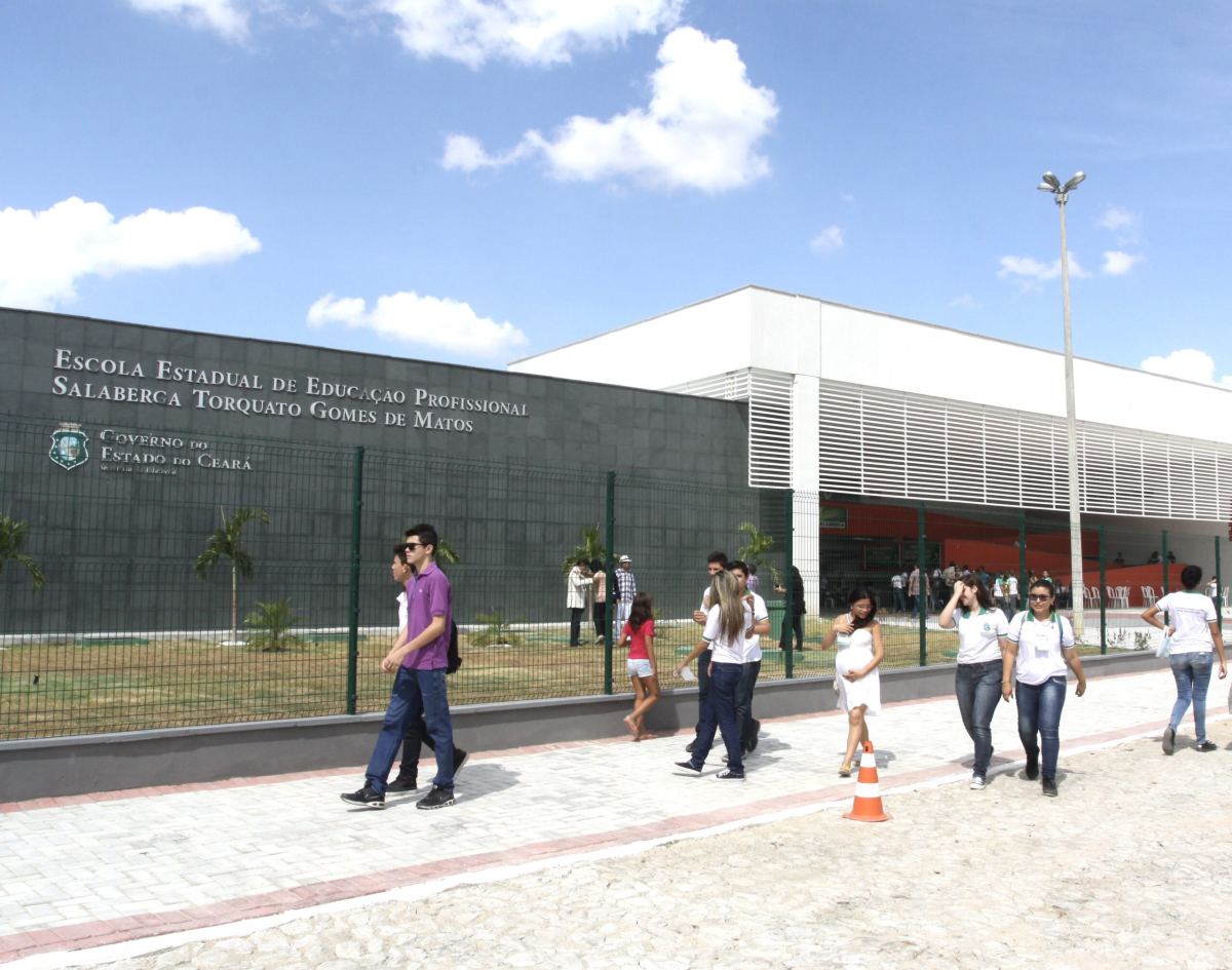 Alunos encontram Rã e insetos em merenda escolar fornecida pelo Governo do Ceará 1 IMG 5931 scaled