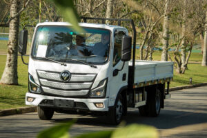Foton apresenta gama de veículos que deve chegar ao Brasil em breve 2 Aumark S 315 4