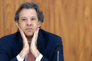 Governo Lula deve cortar incentivos fiscais em até R$ 100 bilhões e manter aumento do IOF 10 IMG 7115