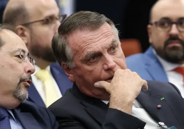 Cid: Bolsonaro "enxugou minuta" do golpe e documento para "somente" prender Moraes 1 IMG 7306
