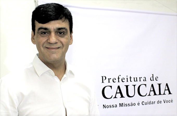 Prefeito Naumi Amorim passa a ser investigado pelo MP-CE após denúncias de nepotismo 1 IMG 7538