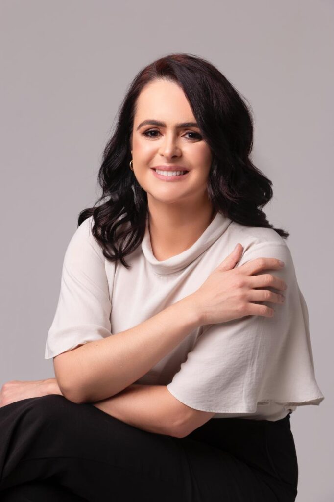 OPINIÃO: O divórcio social 1 Fernanda Cassain