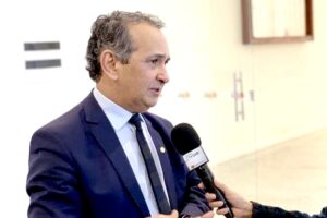Deputado apresenta projeto para capacitação de peritos do INSS sobre fibromialgia 2 IMG 0790