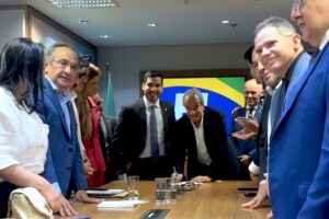 André Fernandes é empossado em Brasília novo presidente do PL-CE 6 IMG 1632