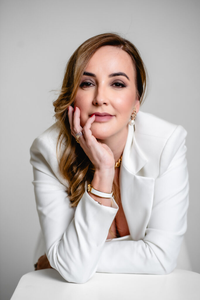 Dra Kaline Ferraz inaugura novo espaço na Casa Mossati e lança campanha “Skin Season” 2 kah