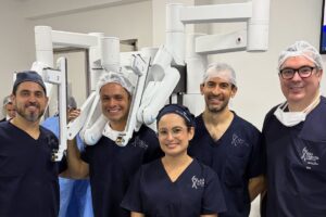 Pioneirismo: Hospital São Carlos/Rede D’Or realiza a primeira cirurgia robótica transoral do Ceará 9 ow e1761734923464