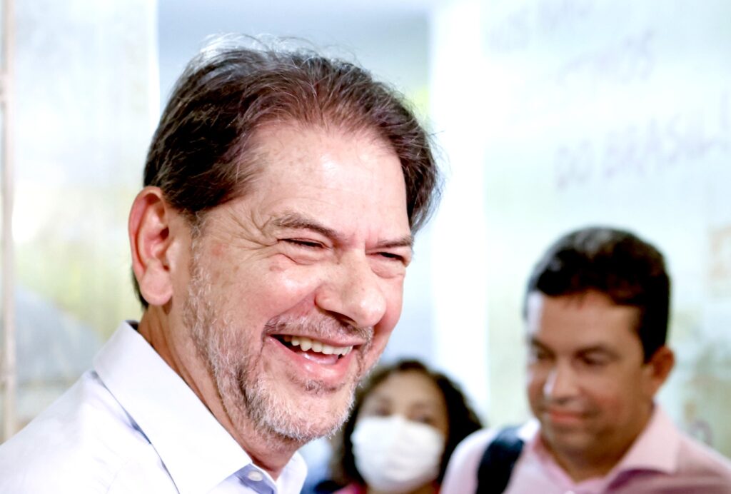 Cid descarta aposentadoria e afastamento da política; “Irei até o último dia”