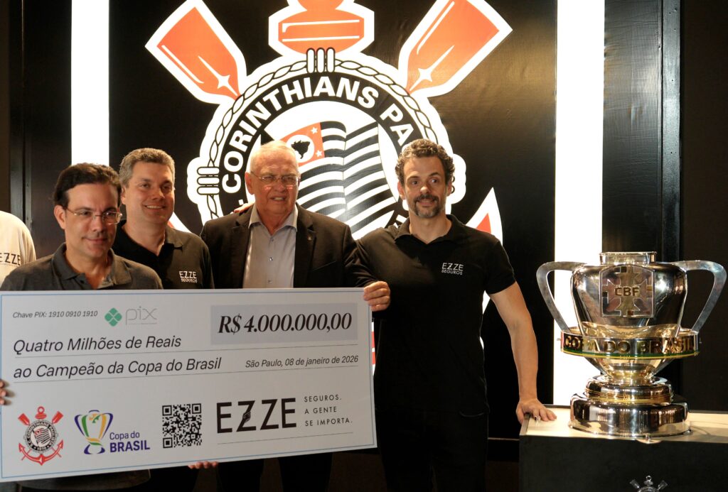 EZZE Seguros bonifica o Corinthians pela conquista da Copa do Brasil em 2025 1 IMG 5720