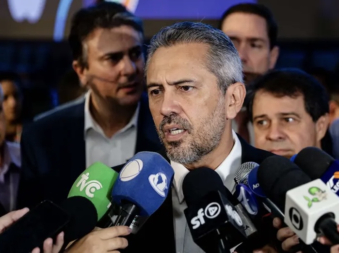 “Conversa fiada, papo furado”, diz Elmano sobre cobrança de Ciro na área da Segurança 1 IMG 9095